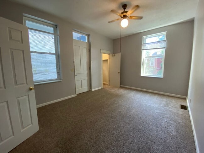 Building Photo - 55 Parker St