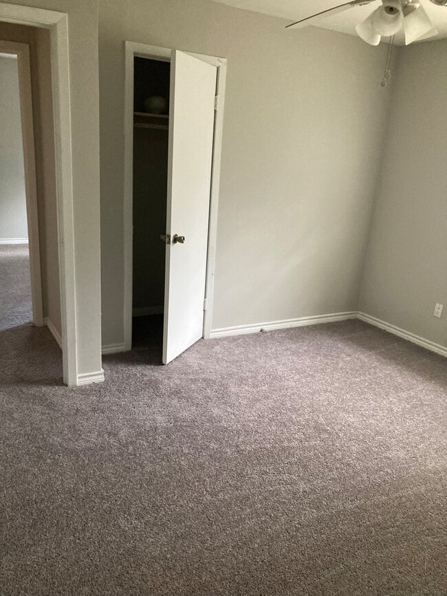 Building Photo - 9590 Gardner St