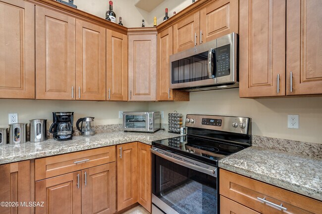 Building Photo - 1105 Lombard Way