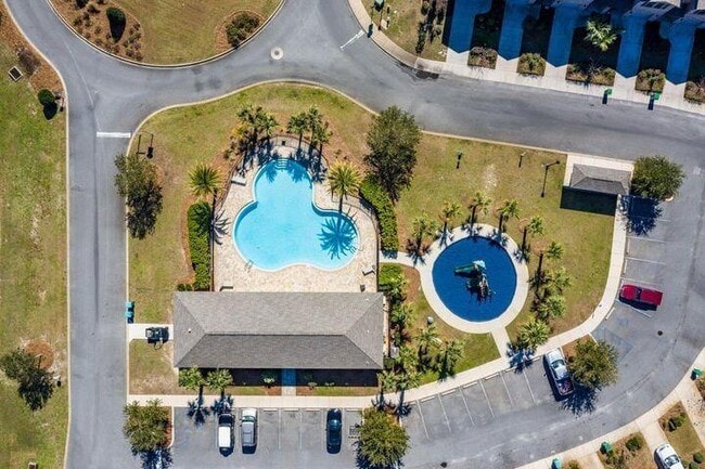 Building Photo - 8881 White Ibis Way