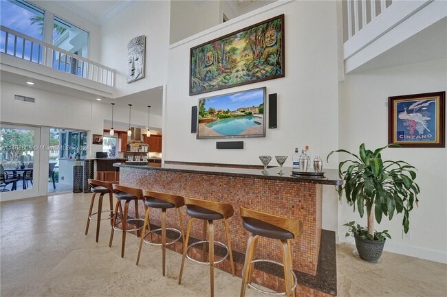 Building Photo - 1247 Seminole Dr