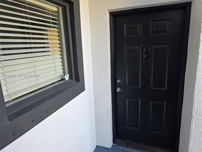 Building Photo - 1176 NW 124 Pl