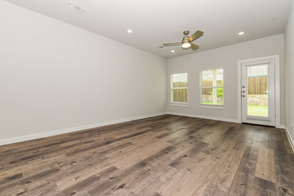 Building Photo - 819 Brilliance Dr