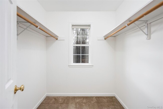 Building Photo - 1476 Iroquois St