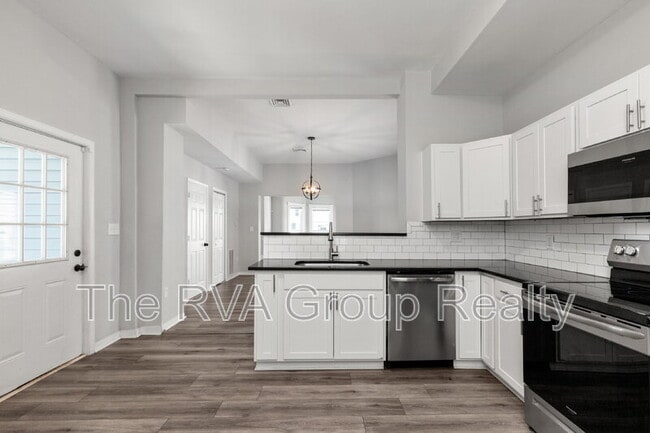 Building Photo - 1317 N 22nd St