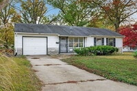 Building Photo - 1700 Dellwood Ct