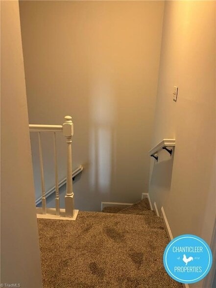 Building Photo - 6 Lord Foxley Ct