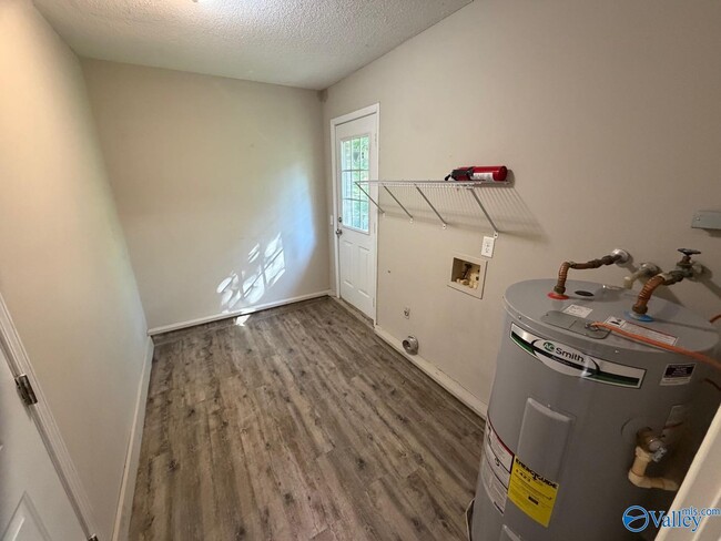 Building Photo - 1306 Sparkman St NW