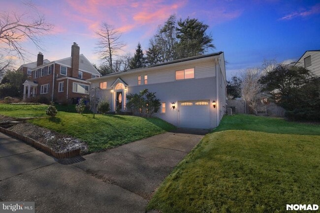 Building Photo - 303 Mansfield Rd