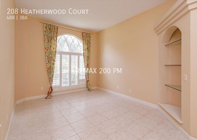 Building Photo - 208 Heatherwood Ct