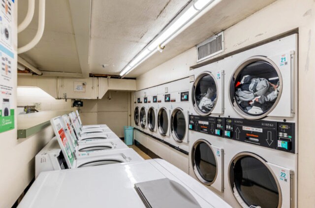 Building Photo - 1 E Scott St