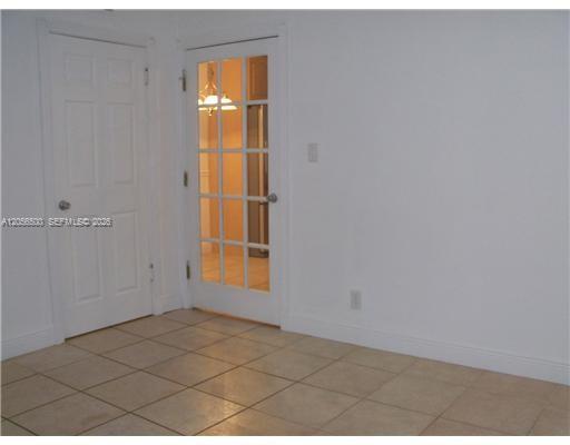 Building Photo - 2121 N Ocean Blvd