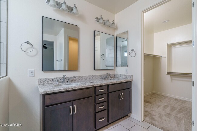 Building Photo - 15011 N 55th Dr