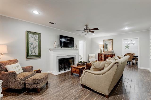 Building Photo - 3727 W Biddison St