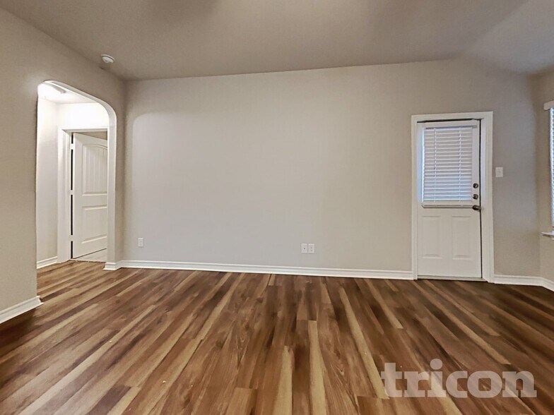 Building Photo - 6214 Falsetto Voice