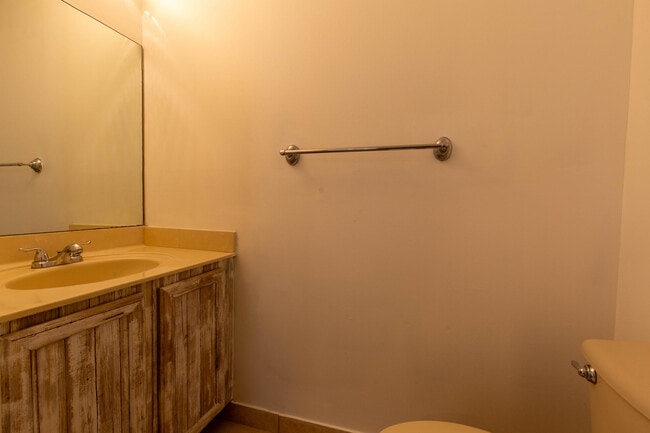 Building Photo - 1011 Arezzo Cir