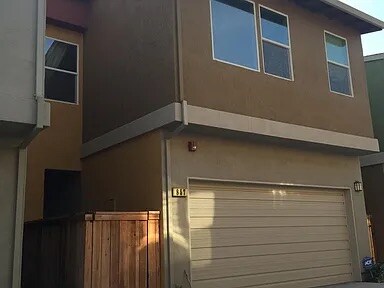 Building Photo - 857 Silicon Ct