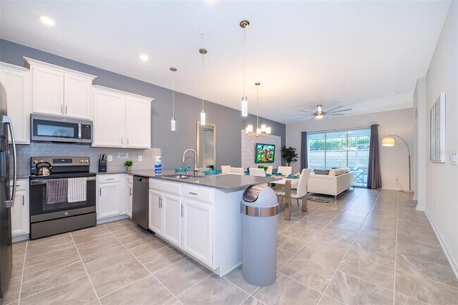 Building Photo - 8899 Cabot Cliffs Dr