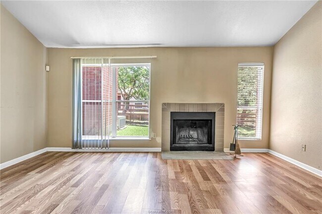 Building Photo - 1500 Olympia Way