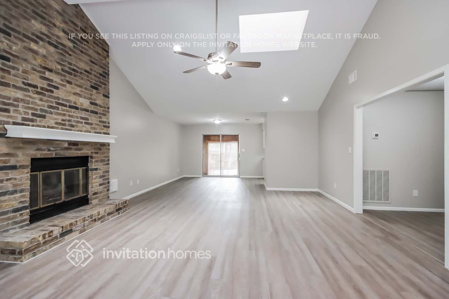 Building Photo - 240 Point Clear Dr