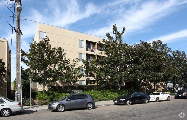 Building Photo - Pacific Vu Apartments