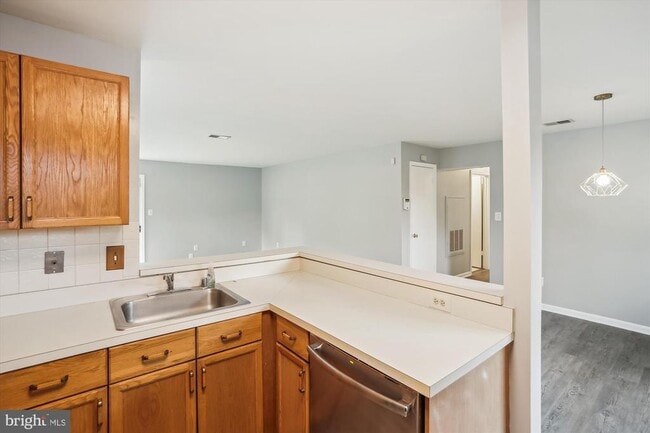Building Photo - 10901 Postern Ct