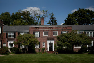 Building Photo - Mayflower Apartments