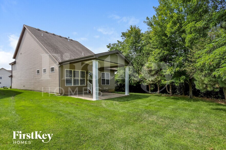 Building Photo - 324 Calvert Pl
