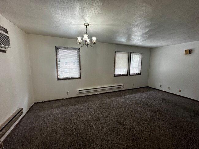 Building Photo - 5165 Cheney Dr