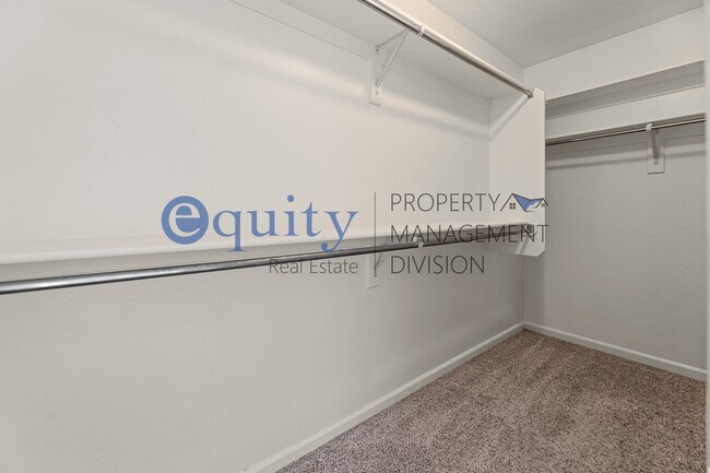 Building Photo - 38 Autumn Station Way