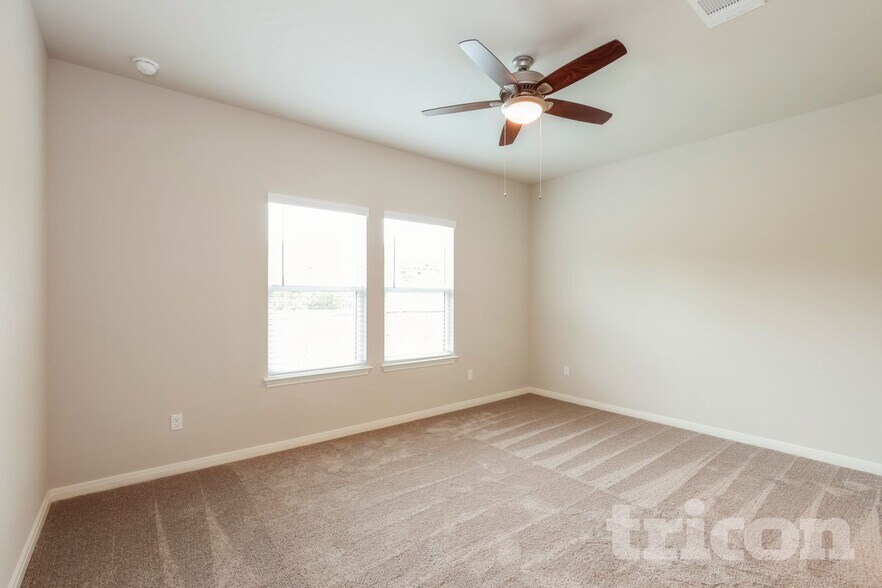 Building Photo - 13511 Emerson Wy