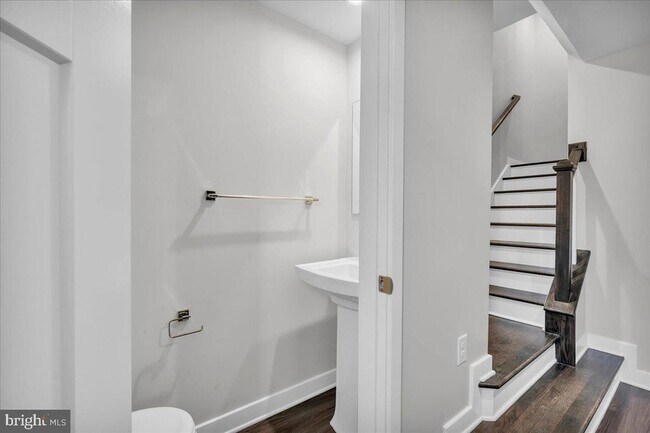 Building Photo - 12 Kohlmyer Dr