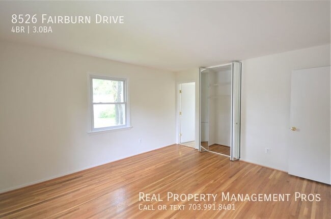 Building Photo - 8526 Fairburn Dr