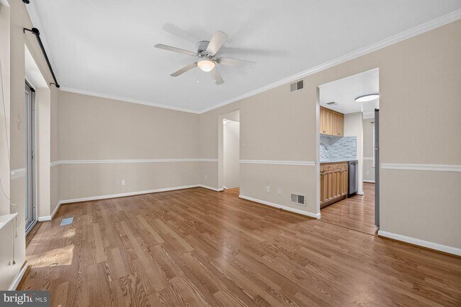 Building Photo - 9109 Bronze Bell Cir