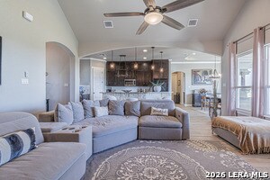 Building Photo - 157 Summer Mdw Dr