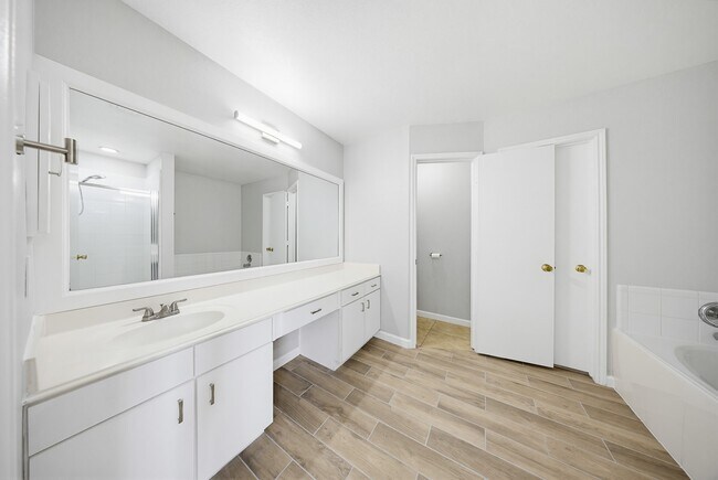 Building Photo - 1114 Joshua Tree Ln