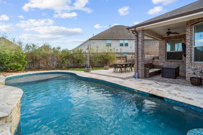 Building Photo - 24742 Levante Dr