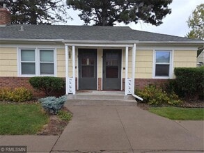 Building Photo - 656 Cleveland Ave S