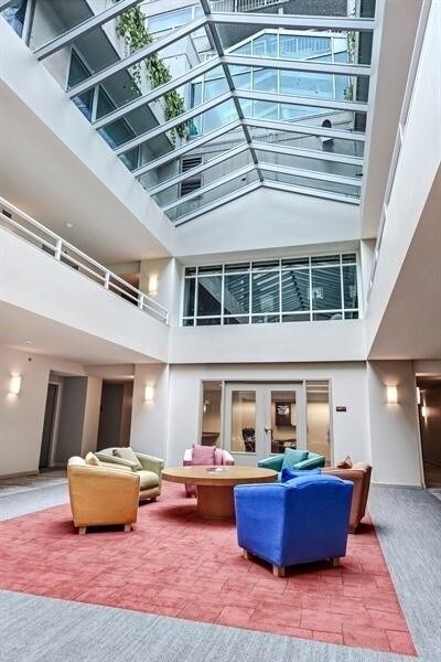 Building Photo - 1 bedroom in Seattle WA 98121