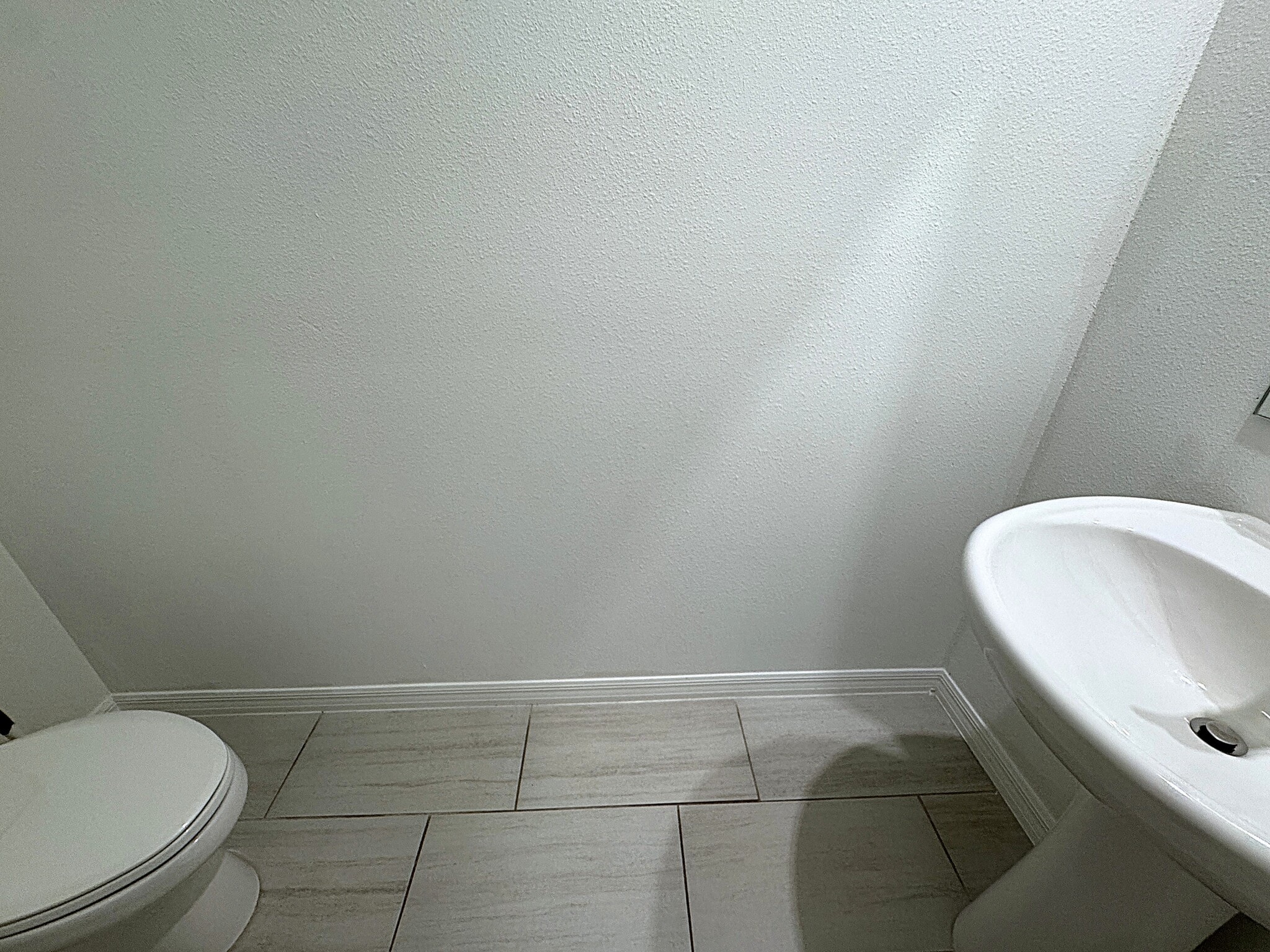 half bath - 2505 Leonia Ln