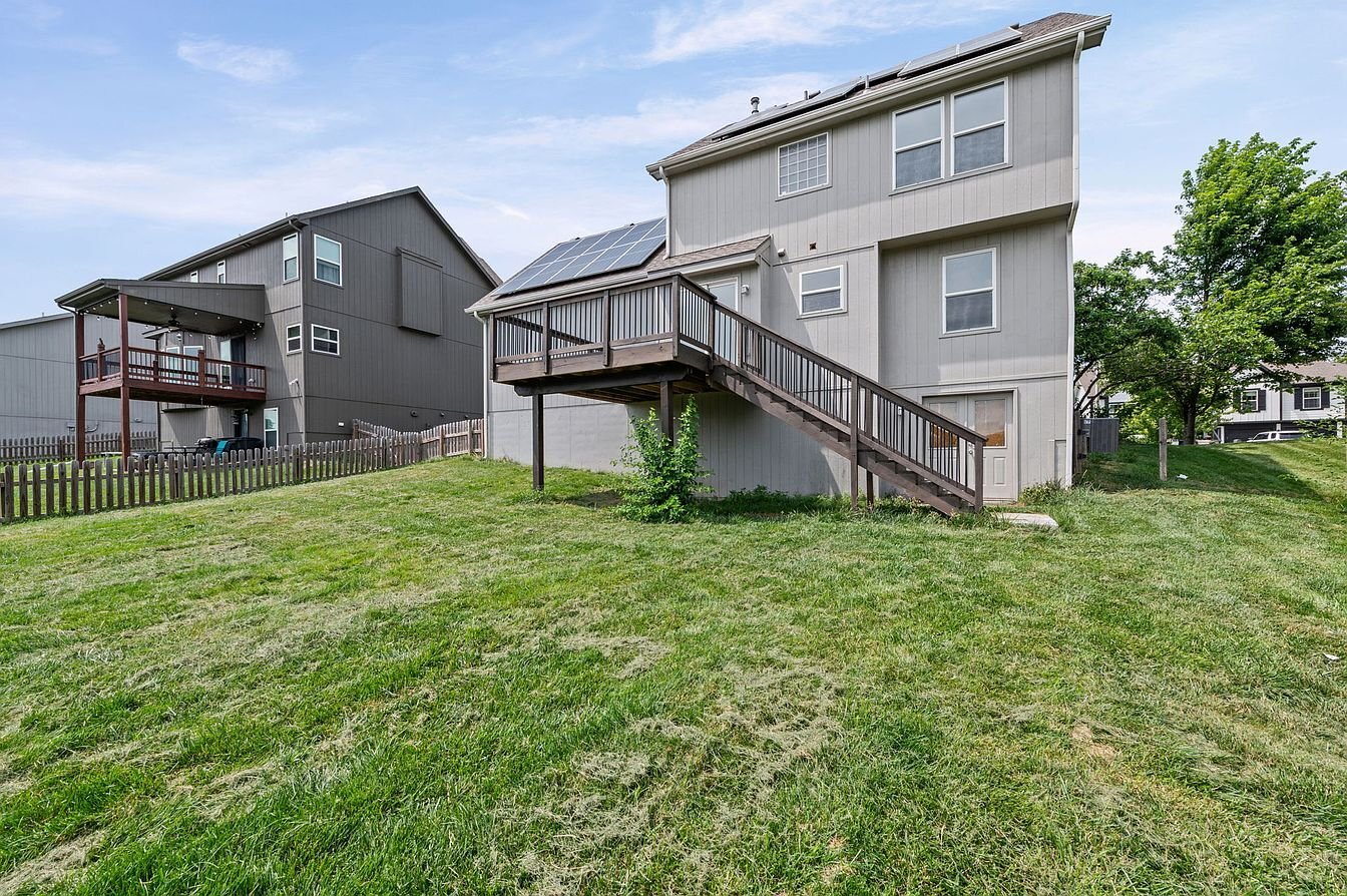 Building Photo - 8947 NE 116th Terr