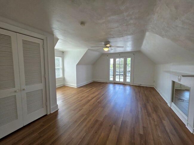 Building Photo - 132 Orleans Cir