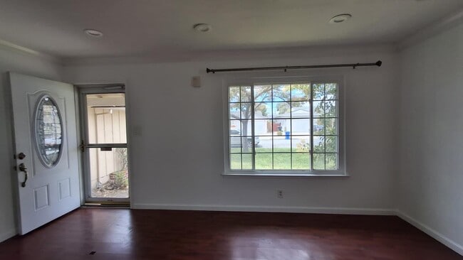 Building Photo - 35885 Adobe Dr