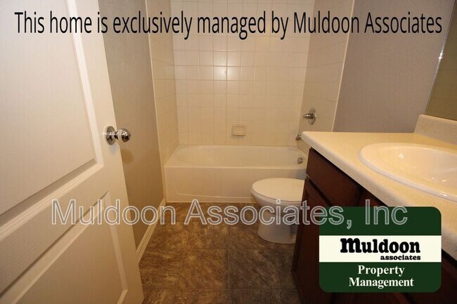 Building Photo - 8883 White Pr Vw