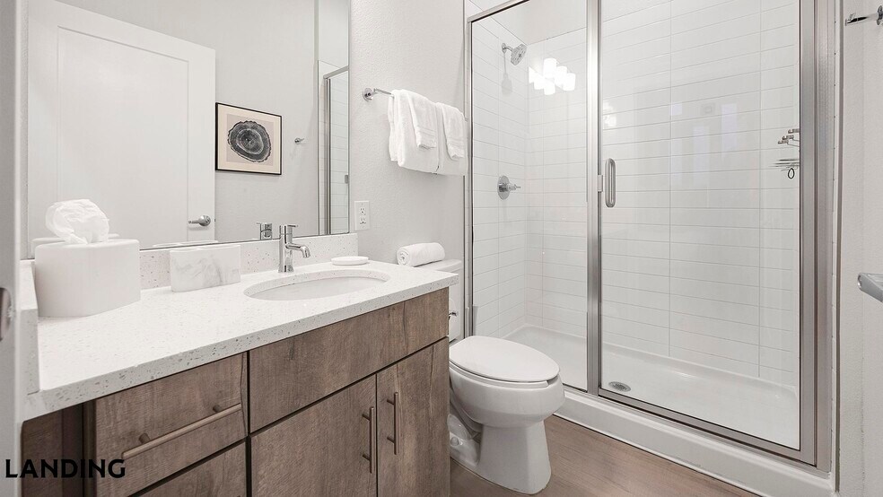 Building Photo - 3024-3024 Zuni St