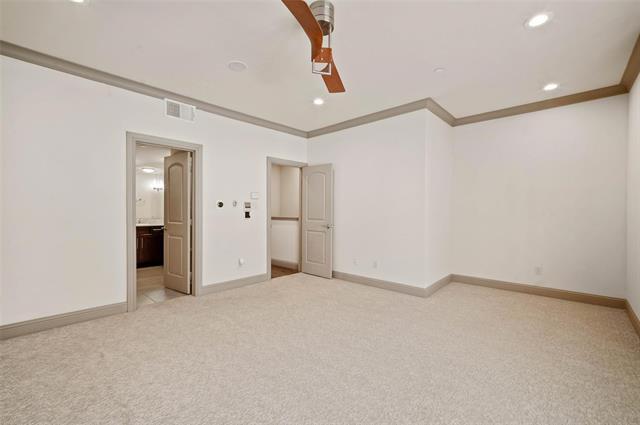 Building Photo - 3142 Ross Ave