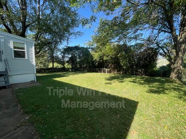 Building Photo - 1205 Nectar Dr