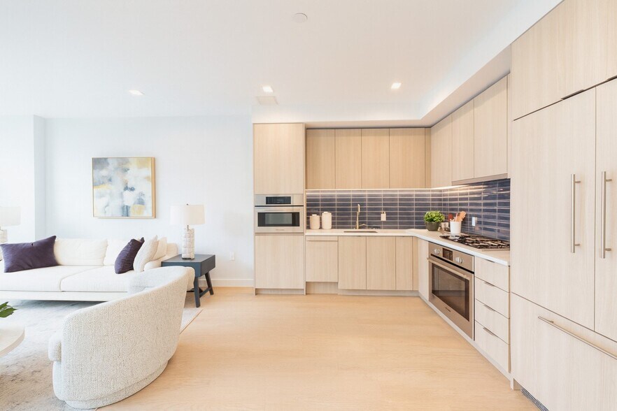 Building Photo - 1224 M St NW