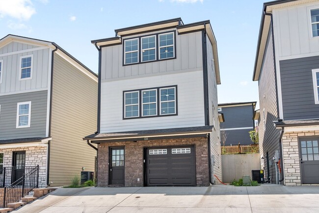 Building Photo - Brand New 3 Bedroom 3 Bath Townhome for Re...