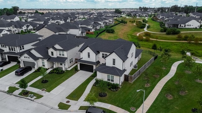 Building Photo - 4906 Tanyard Manor Dr